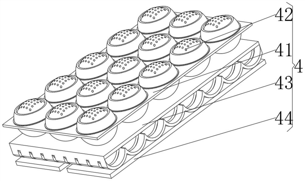 Device for removing electroplating solution in electroplating bath