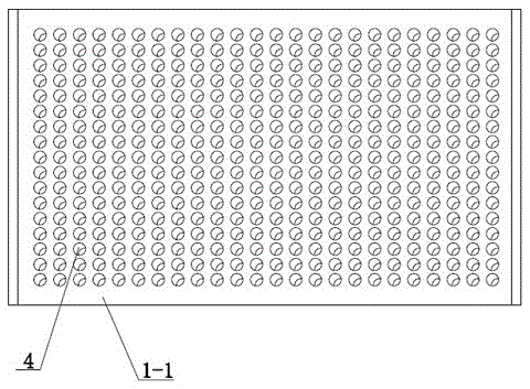 A wood powder conveying hopper and feeding system for wood-plastic composite board production