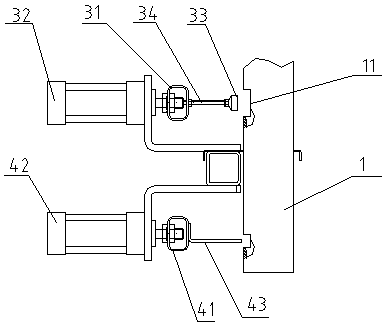 Discharging device and discharging method