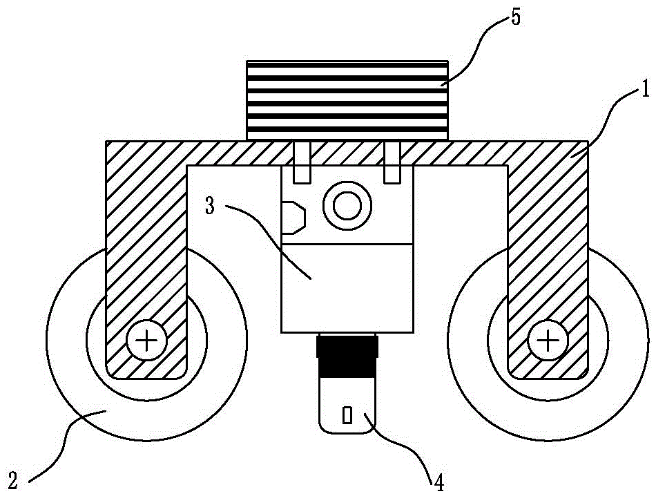 Movable slot sprayer