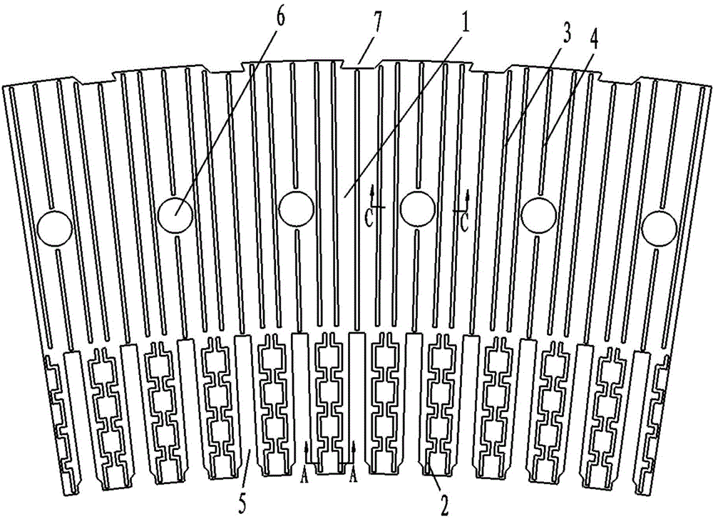 Overflowing fanning strip for strengthening cooling of motor stator