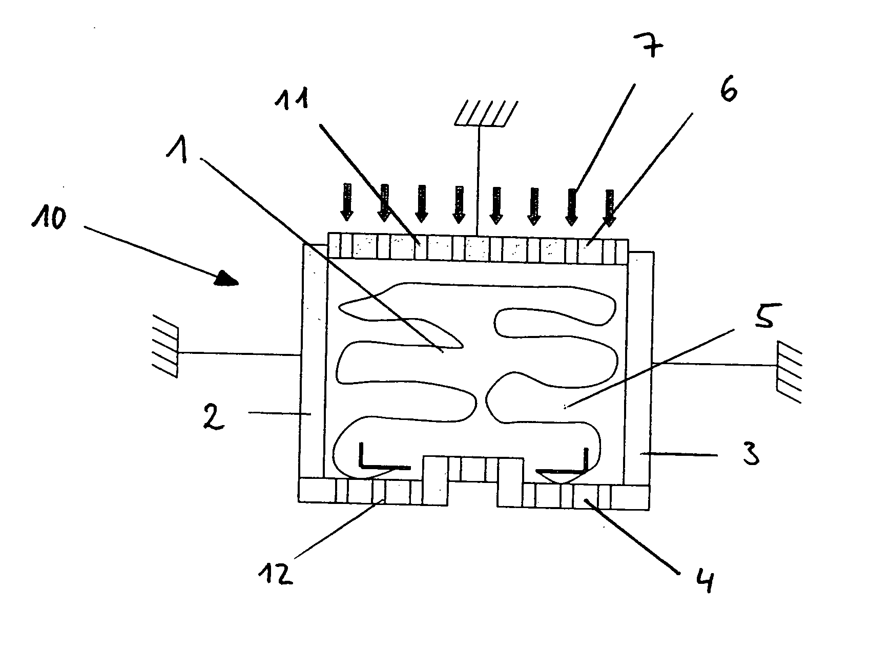 Method of folding an airbag, and device for folding the airbag