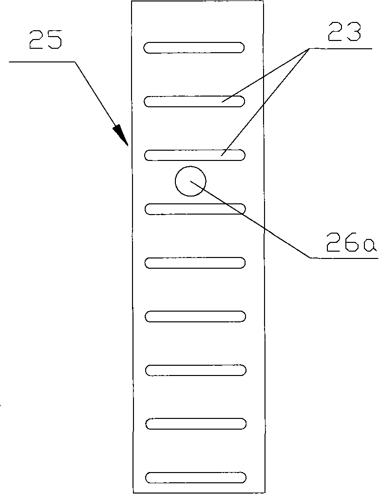 Heat converter and air conditioner possessing the heat converter