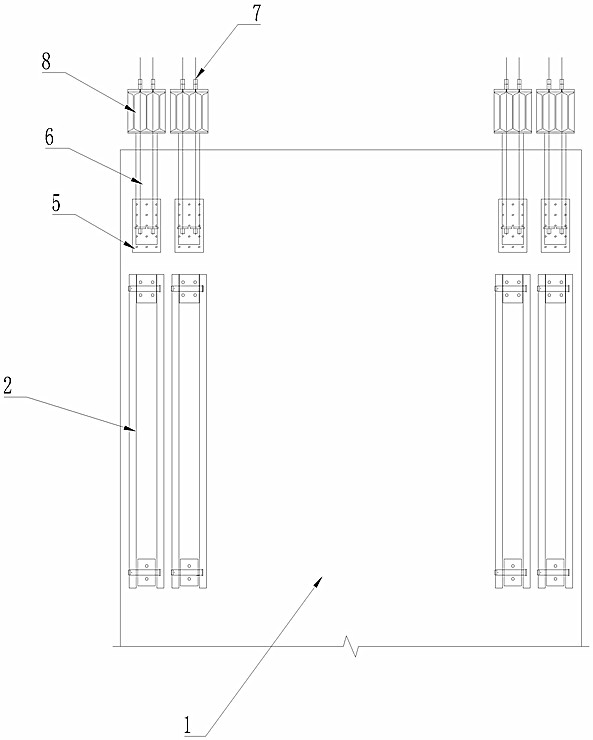 Synchronous pre-pressing reference section bracket construction device and pre-pressing construction method thereof