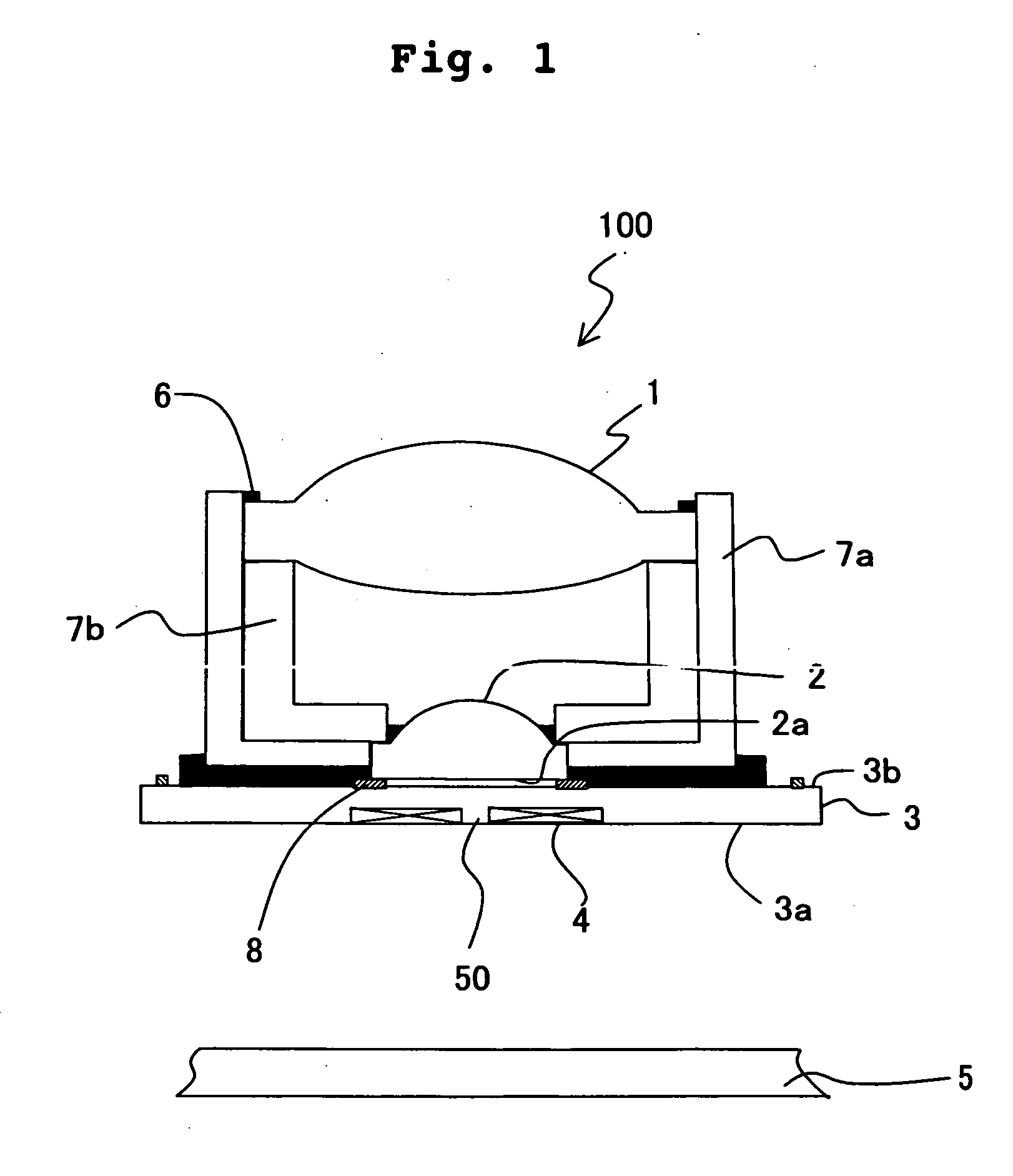 Magneto-optical head having heat sink layer