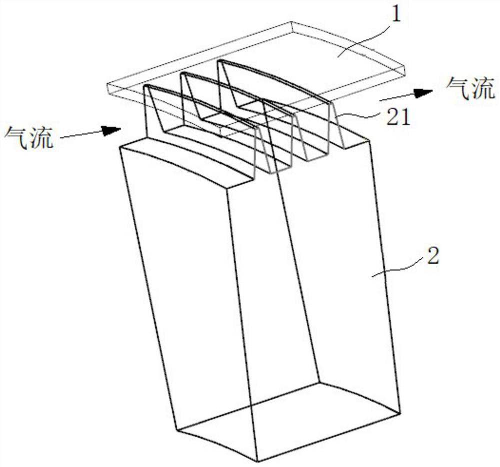 Method for improving sealing characteristic of labyrinth sealing structure and labyrinth sealing structure