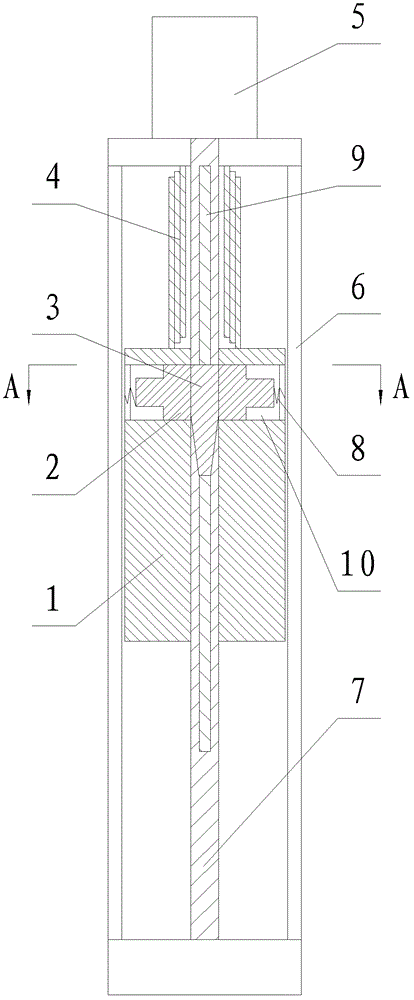 Pneumatic reciprocating tamping device in deep sea