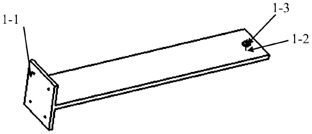 Angular vibration generating device for gyroscope frequency characteristics and gyroscope frequency measurement method