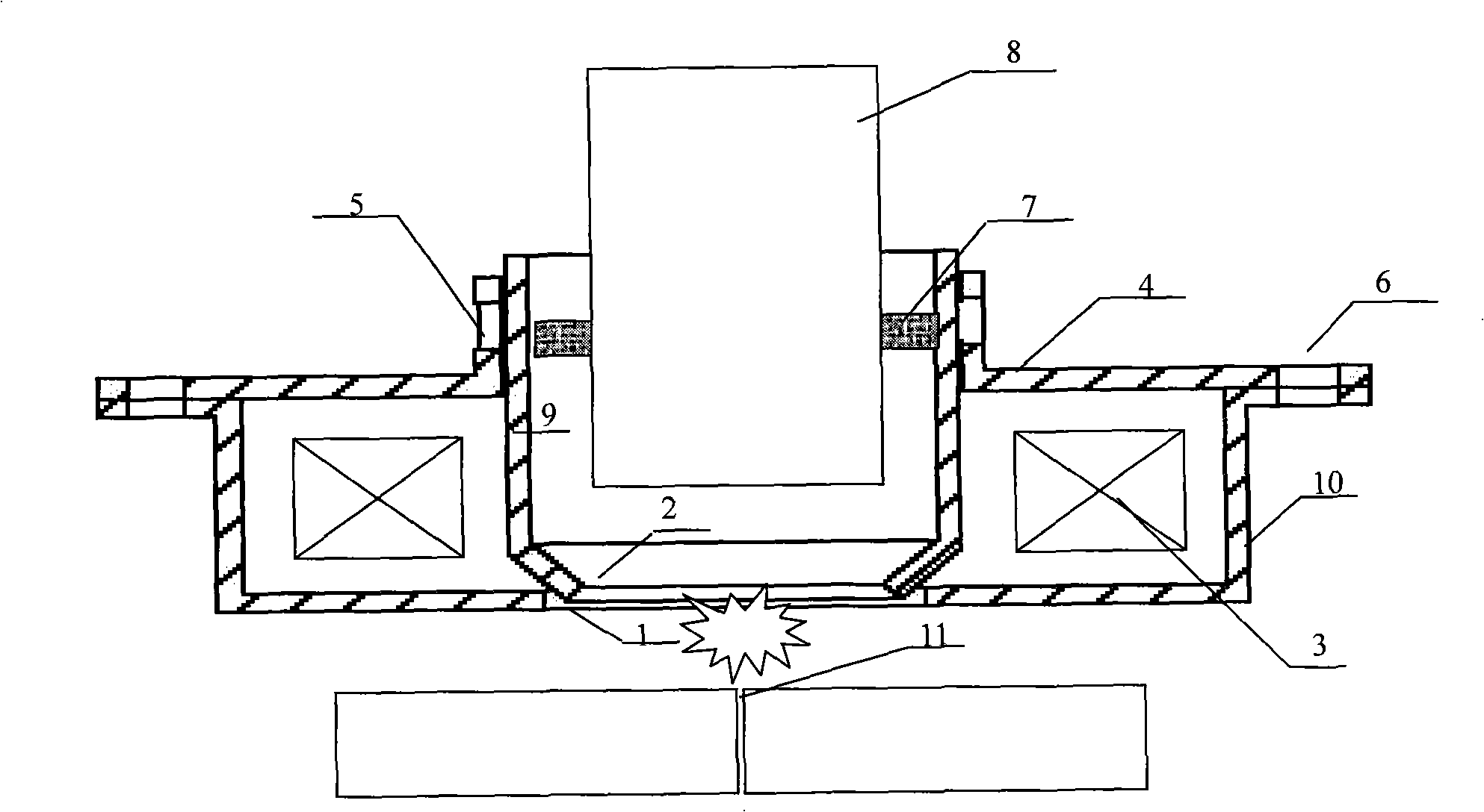 Oscillation welding method under the effect of magnetic lens and magnetic lens device