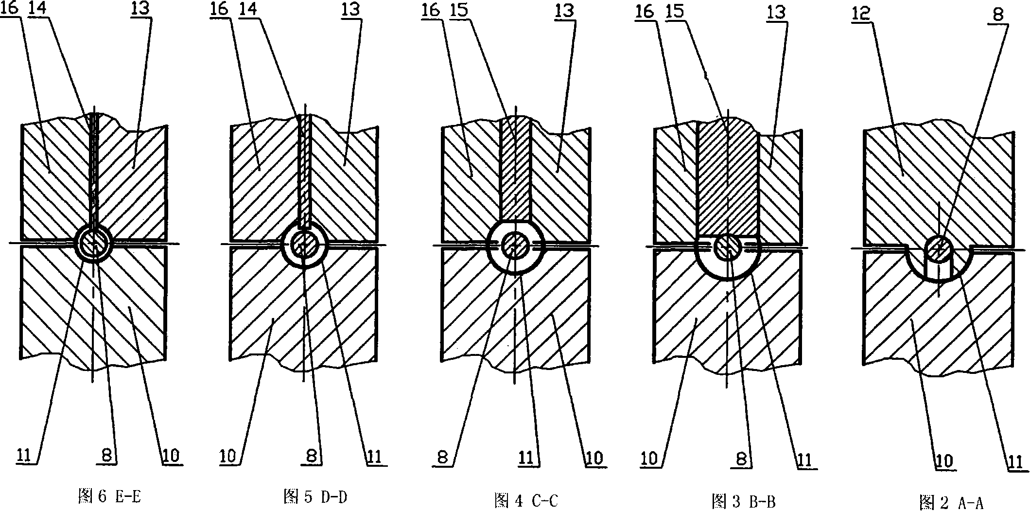 Coiled pipe forming roller assembly