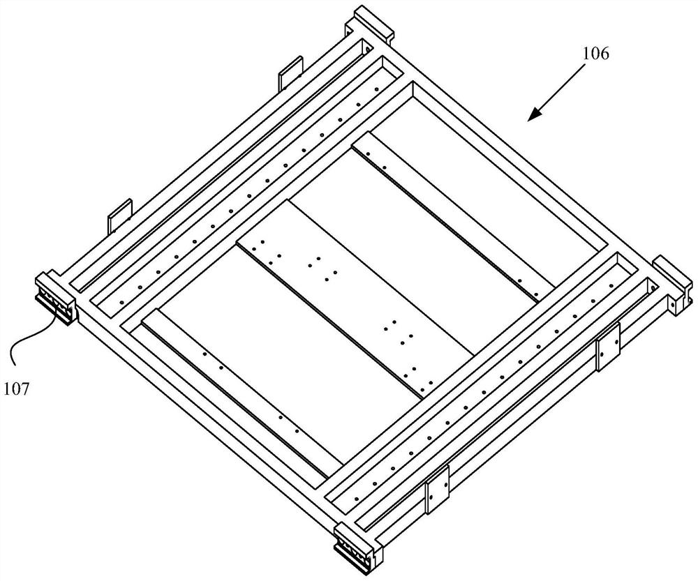 Shuttling type battery pack replacing equipment and battery replacing station comprising shuttling type battery pack replacing equipment