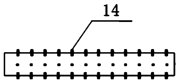 Feeding method and device for improving operating efficiency of threshing process