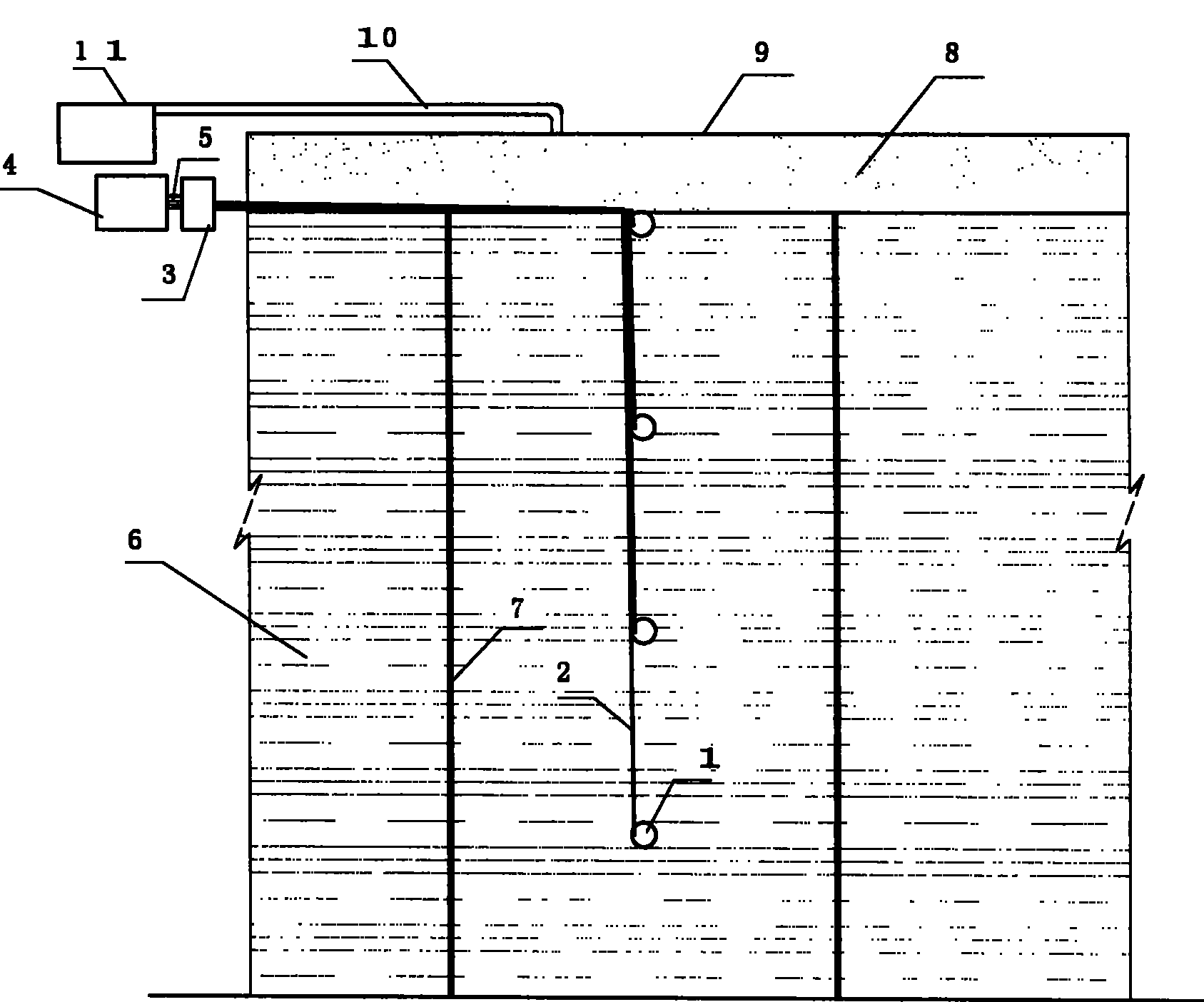 Pore water pressure measuring device in foundation stabilization zone