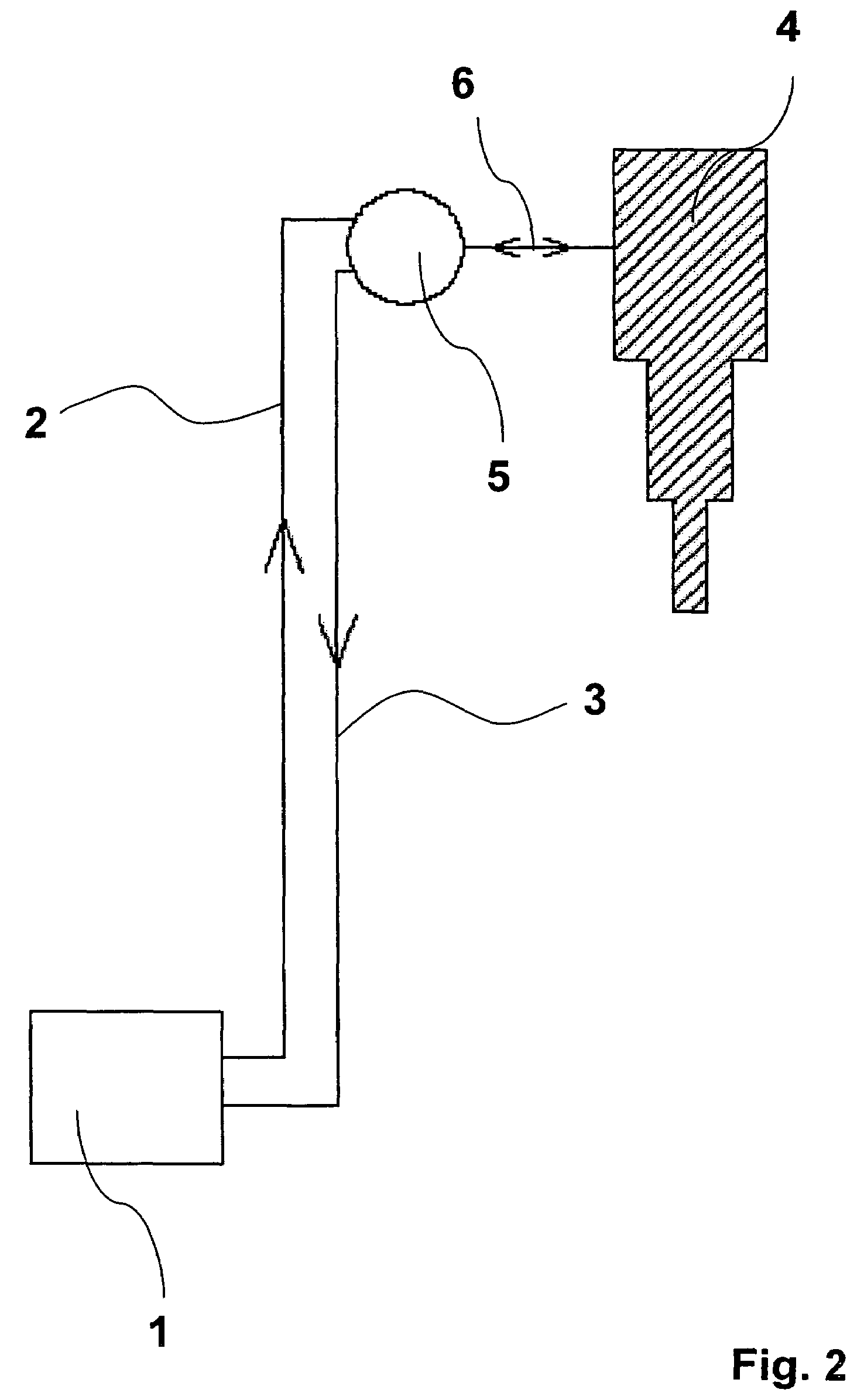 Magnetic resonance apparatus with pressure reservoir