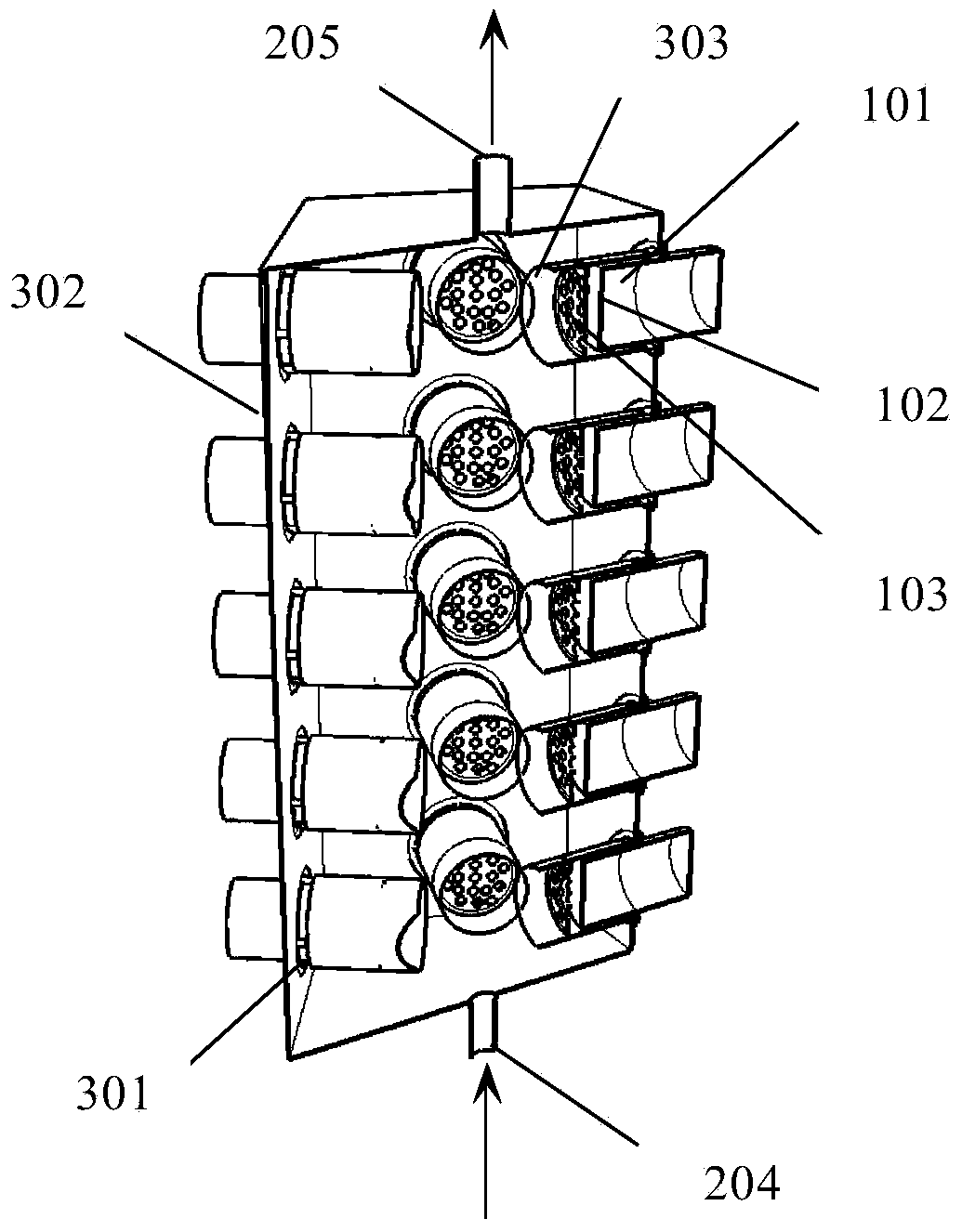 Ultrasonic cavitation intensifying device and ultrasonic cavitation intensifying method