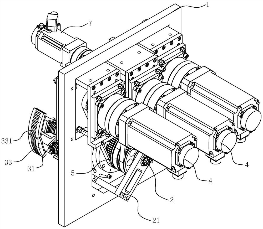 Variable-speed conveying equipment for flexible materials