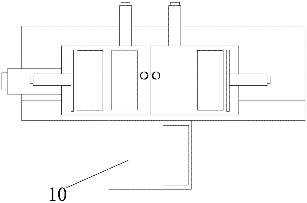 A fully automatic non-intermittent feeding mechanism and its feeding method