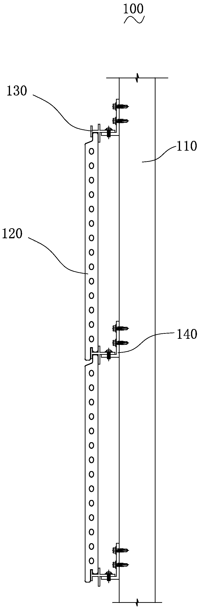 Ceramic plate curtain wall mounting structure and ceramic plate curtain wall mounting method