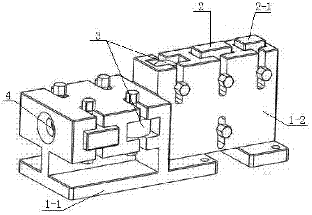 Cable alignment device