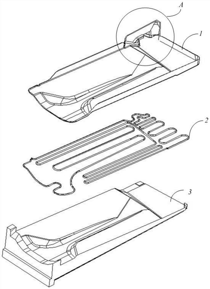 Water receiving box and air-cooled refrigeration equipment with same