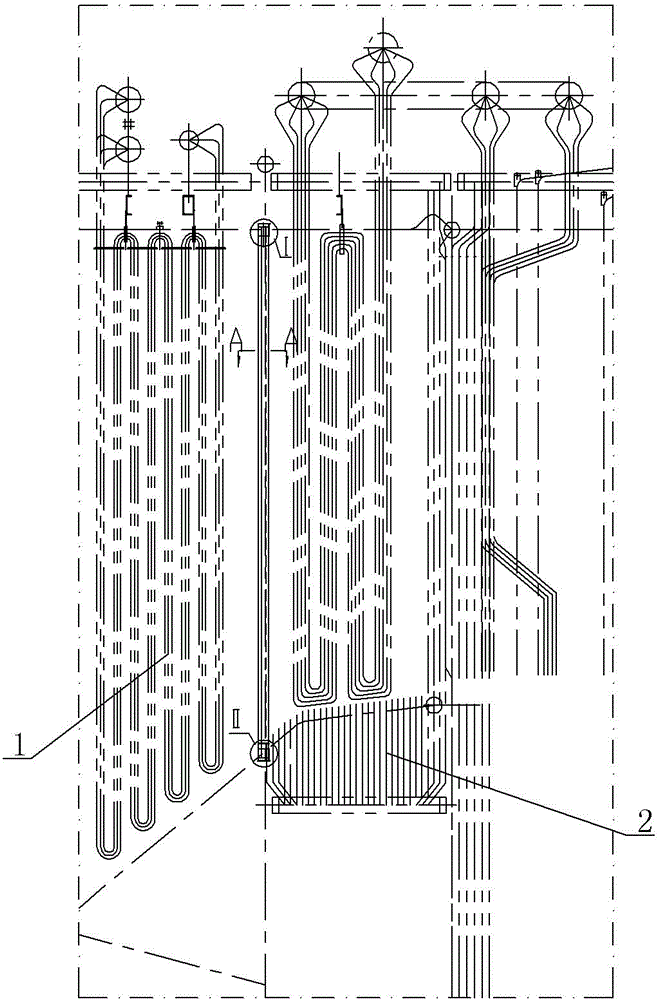 A sealing device between the side water cooling wall and the side wrapping wall