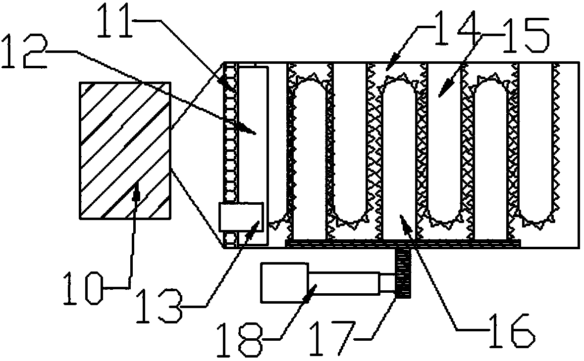 Fallen leaf collecting and crushing device for municipal roads