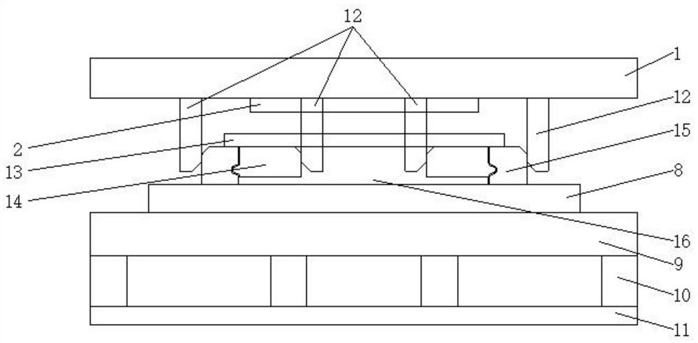 Hump stamping device of hump pipe and stamping method of hump stamping device of hump pipe