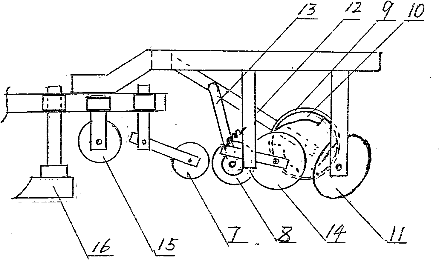 Novel plastic membrane mulching peanut cultivation method and seeding machine thereof