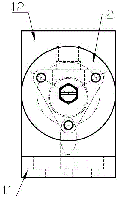 Transverse vibration clamp adjustable in gravity center and angle