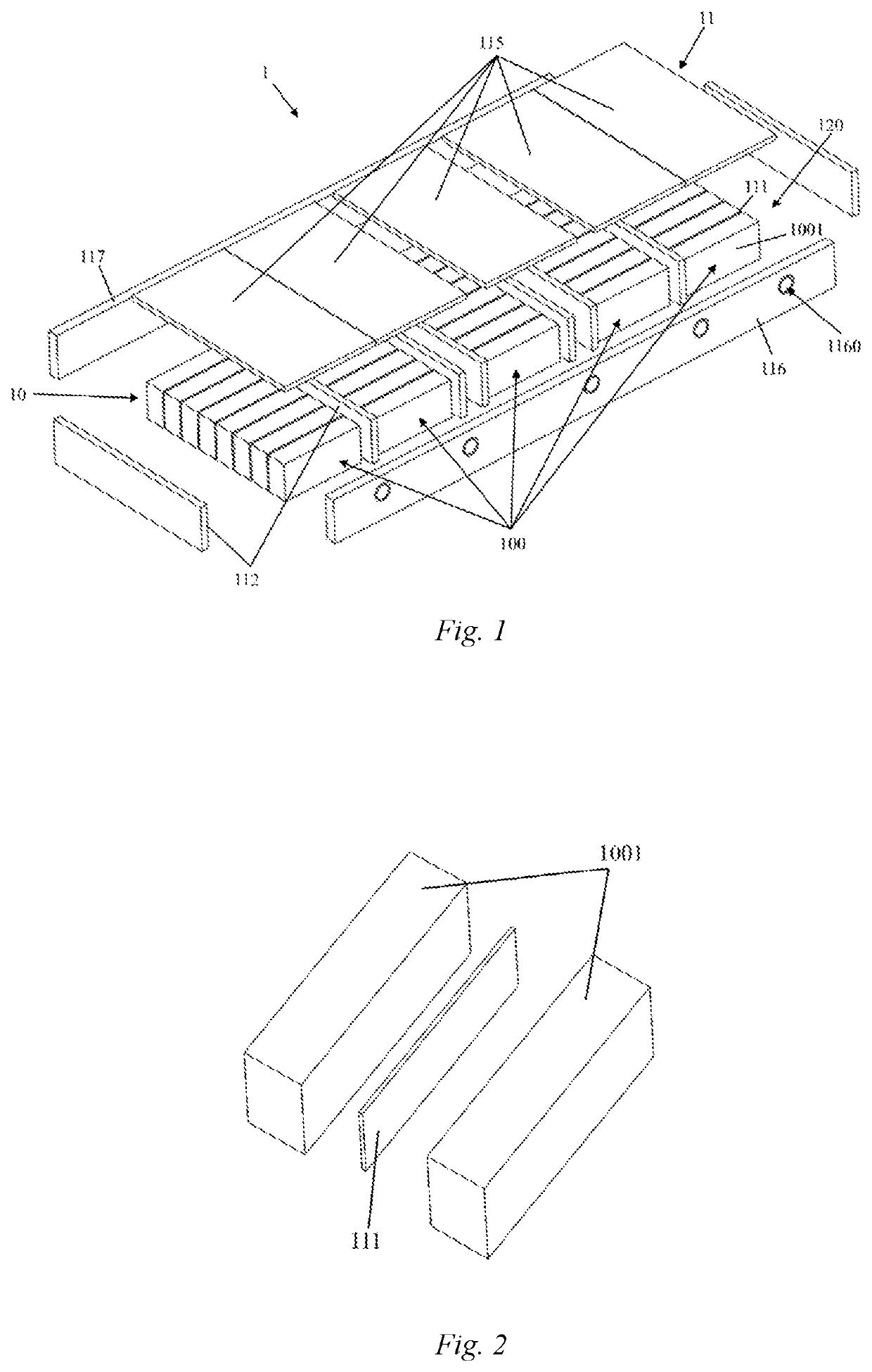 Traction battery pack with heat-insulating assembly