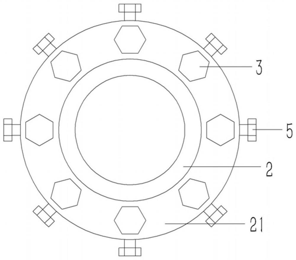 Looseness proof structure of bolts on water pump pipeline