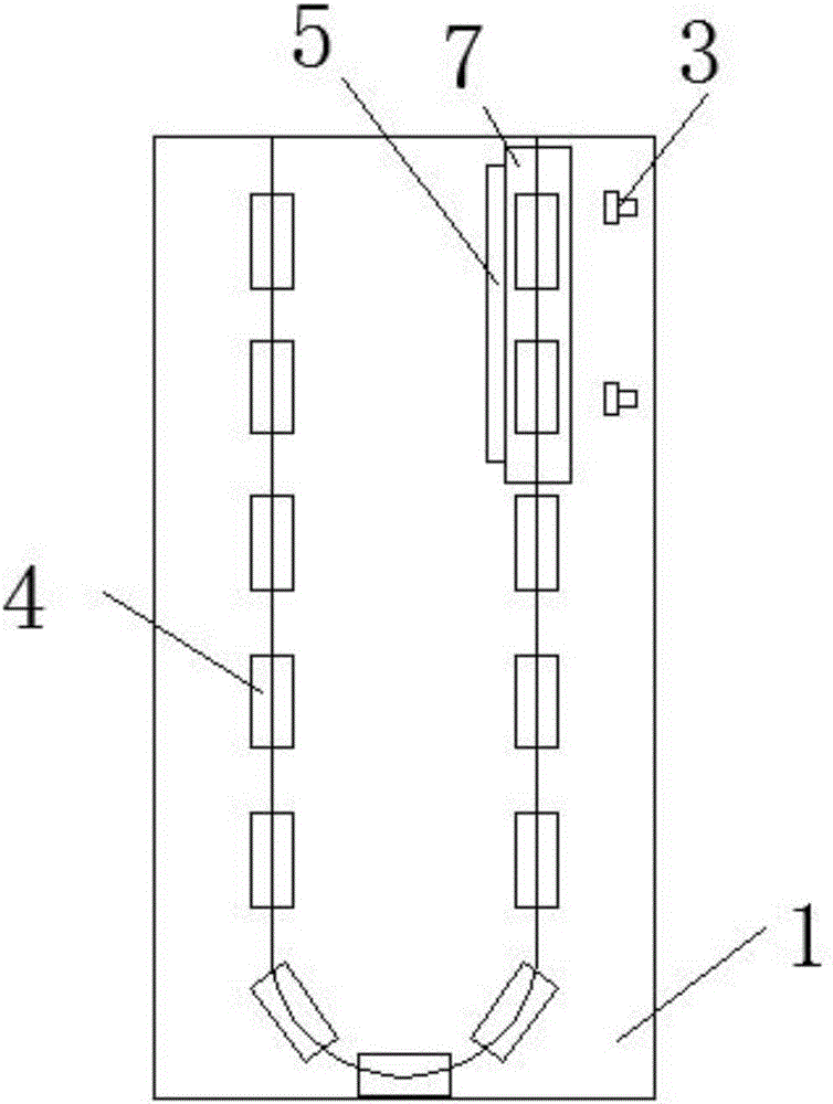 Efficient board paint spraying device