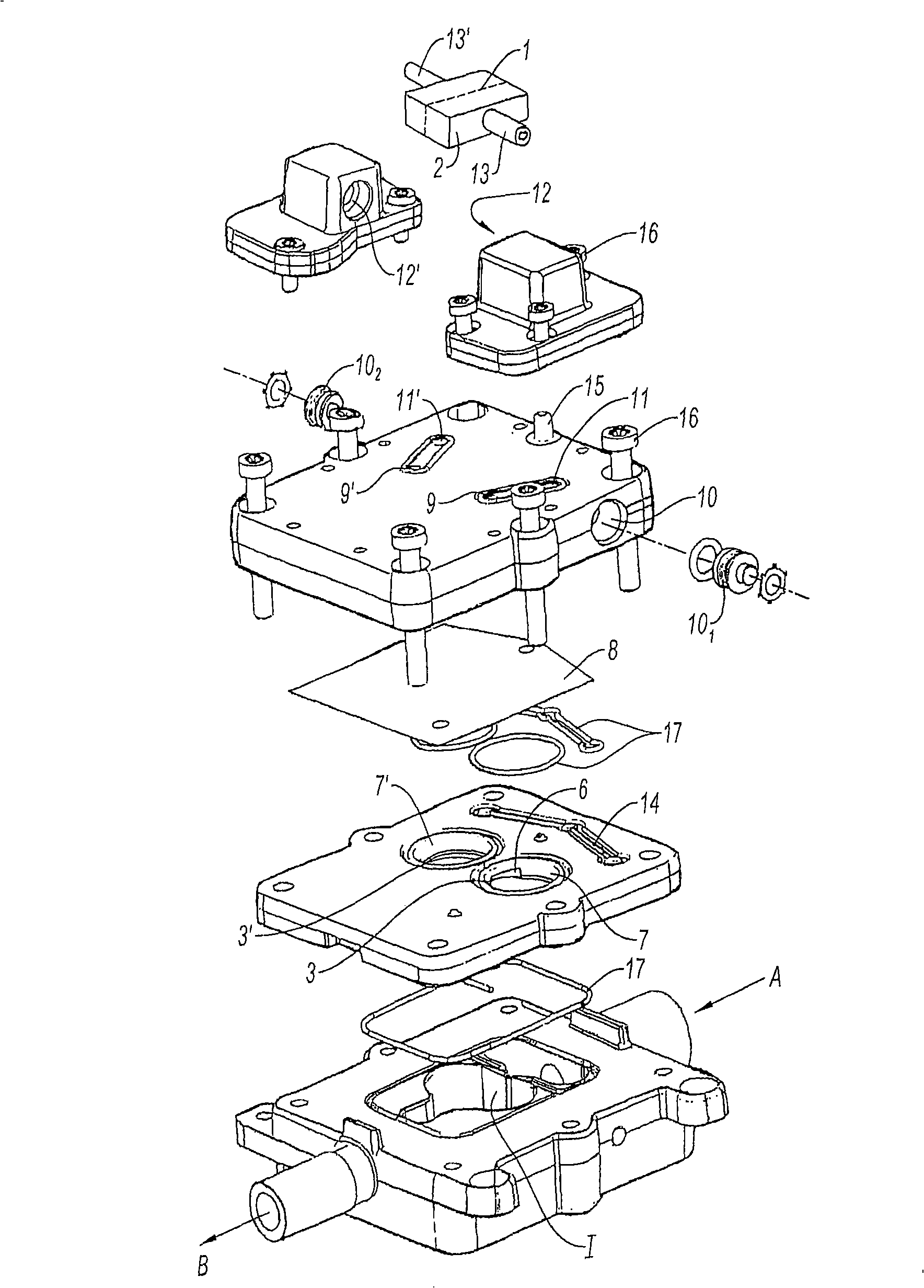 Pressure sensing device adapted to corrosive or explosive atmospheres and with means to filter disturbance frequencies