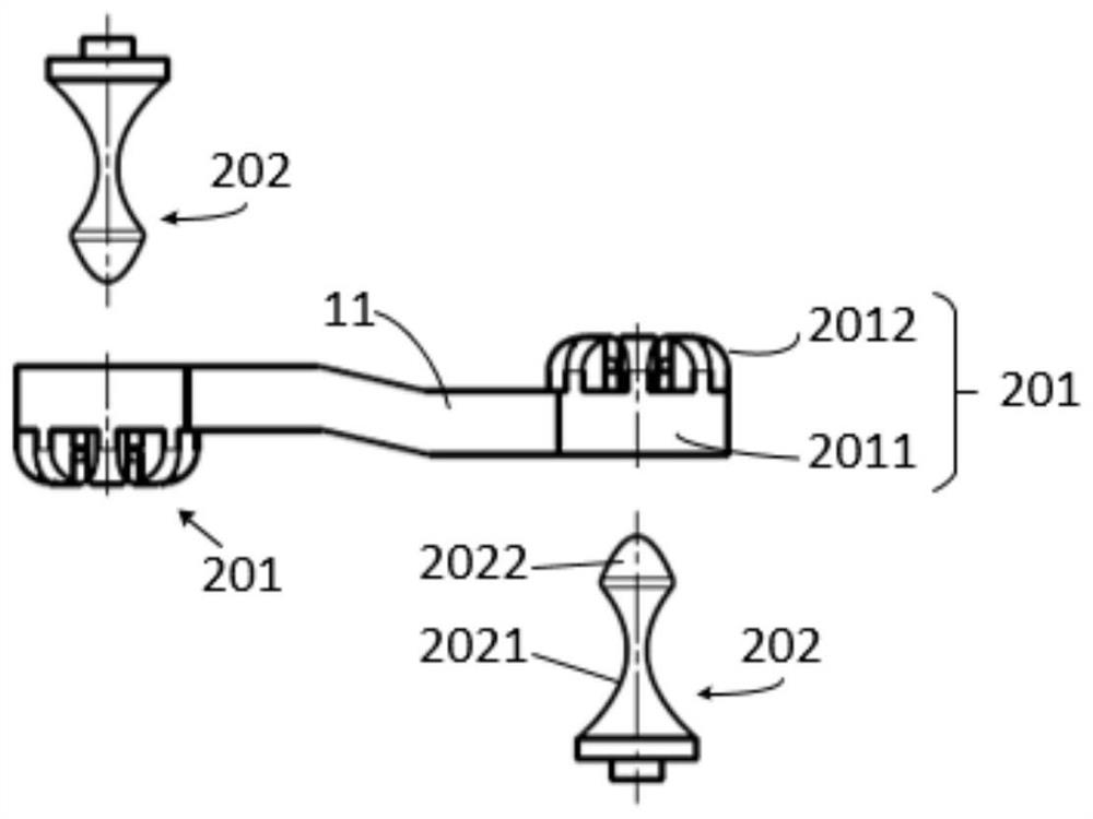 Flexible coupling mechanism and displacement sensing device with same