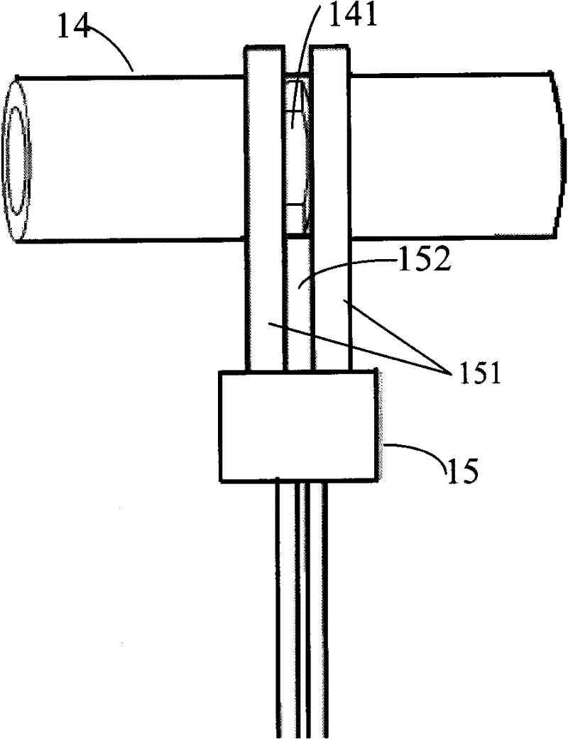 Quartz tuning fork photoacoustic gas sensing device based on broadband light source dual-wavelength difference