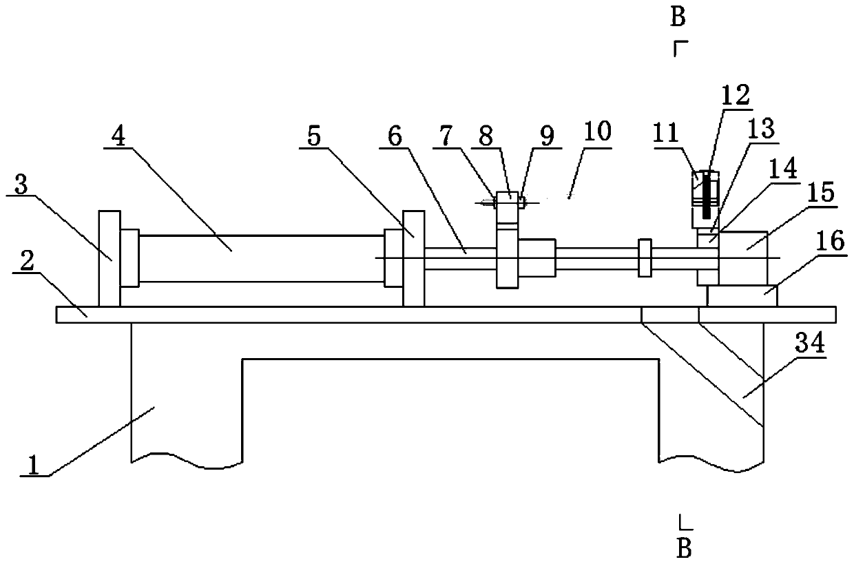 Transverse automatic stretching device suitable for long-thin-wall pipe blank