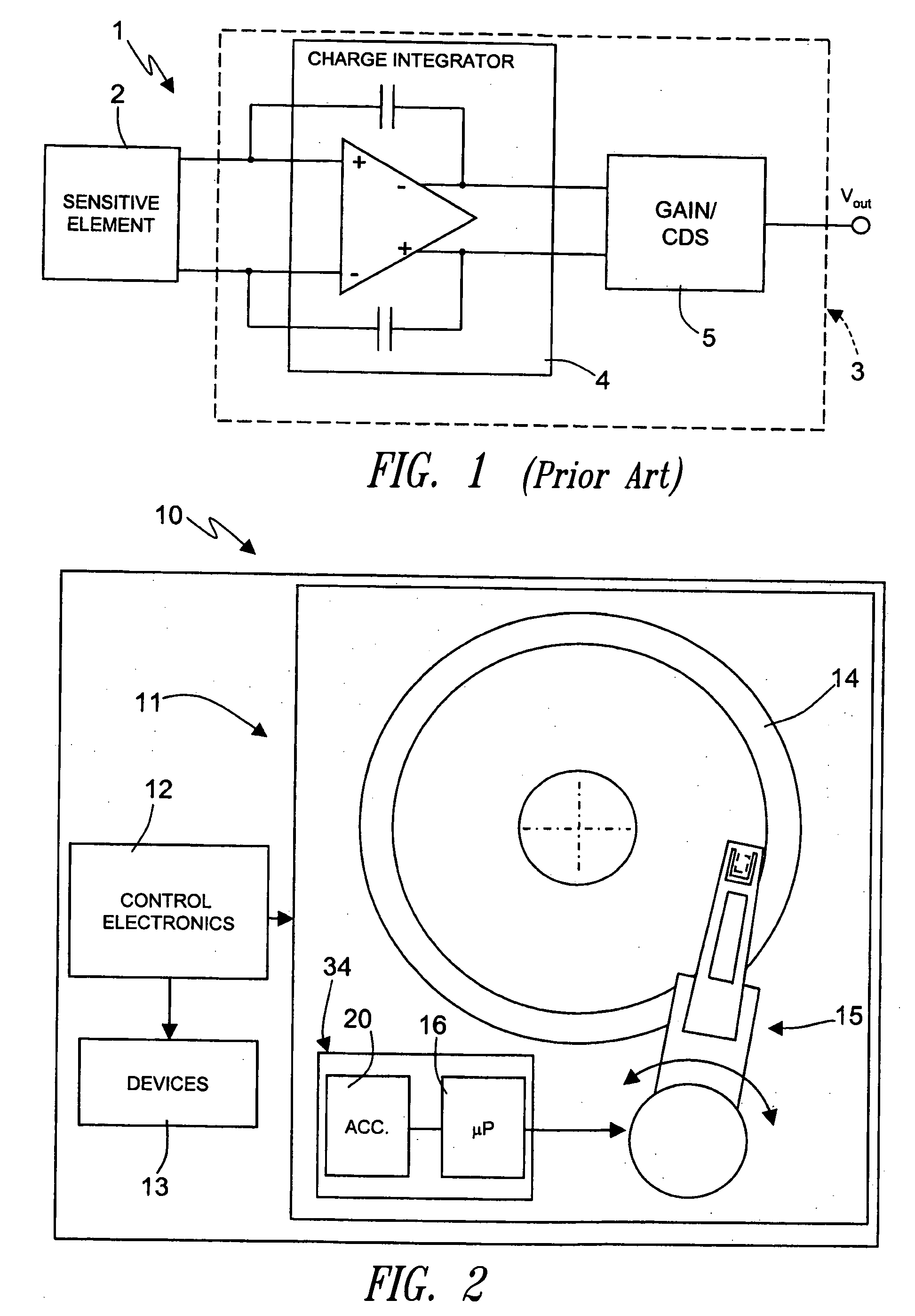 Portable apparatus with an accelerometer device for free-fall detection