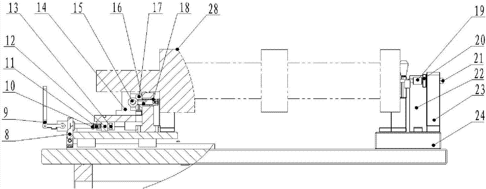 Stepped shaft run-out detection device and detection method