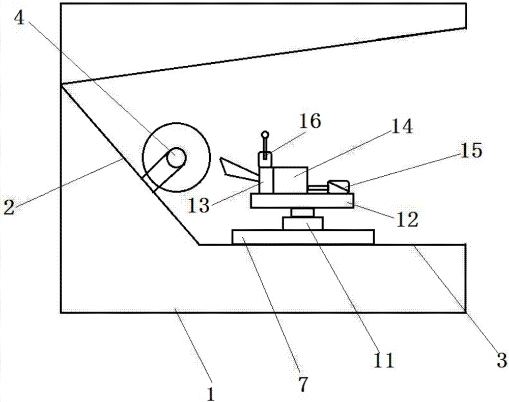 Integrated lathe rough-finish machining system for intaglio roller