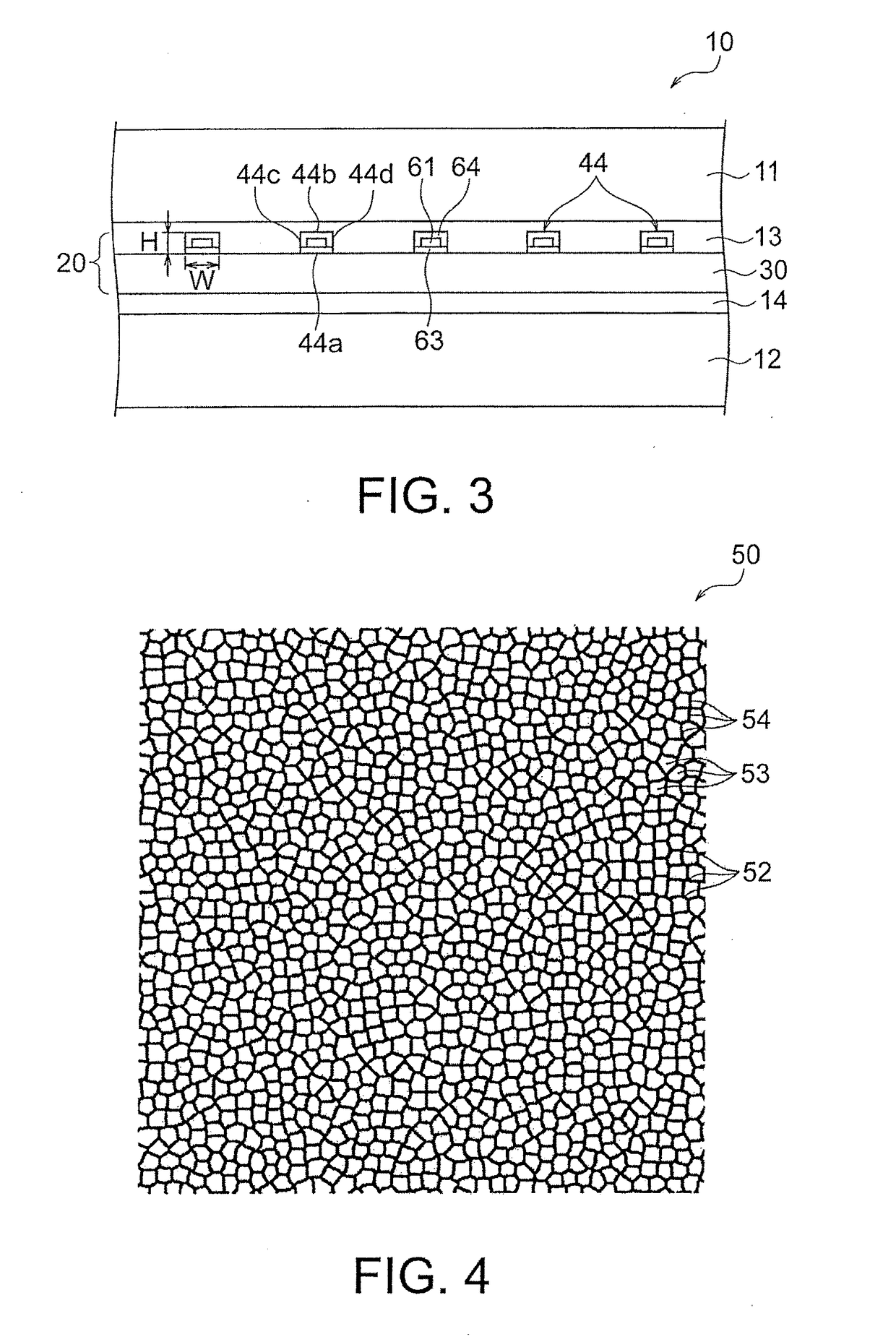 Heating plate, conductive pattern sheet, vehicle, and method of manufacturing heating plate