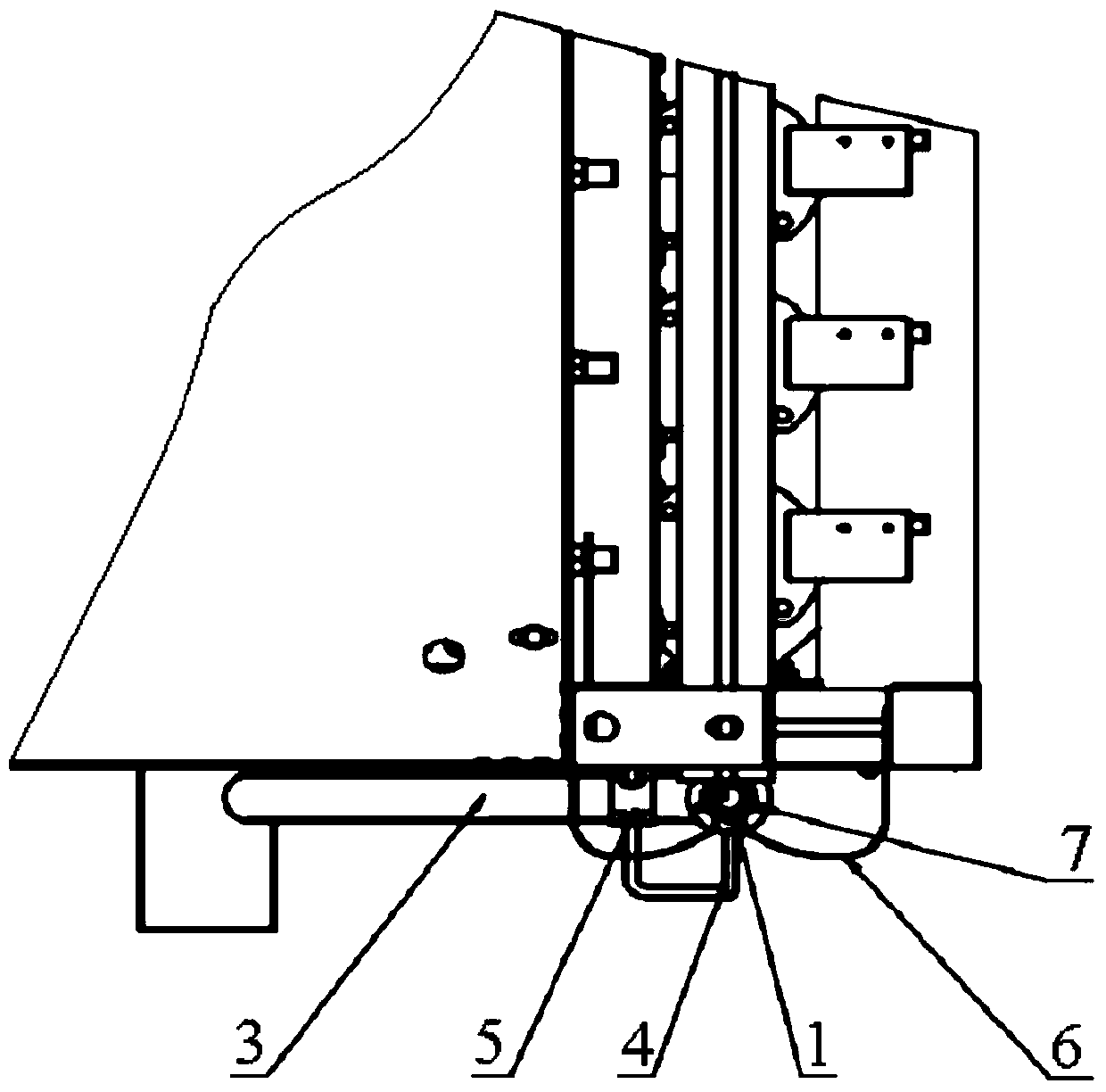 Tail yarn head keeping device for tail yarn removing machine