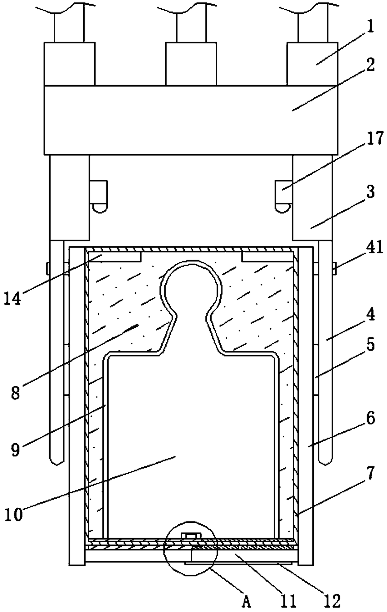 Protection type salvaging device for salvaging corpse in well