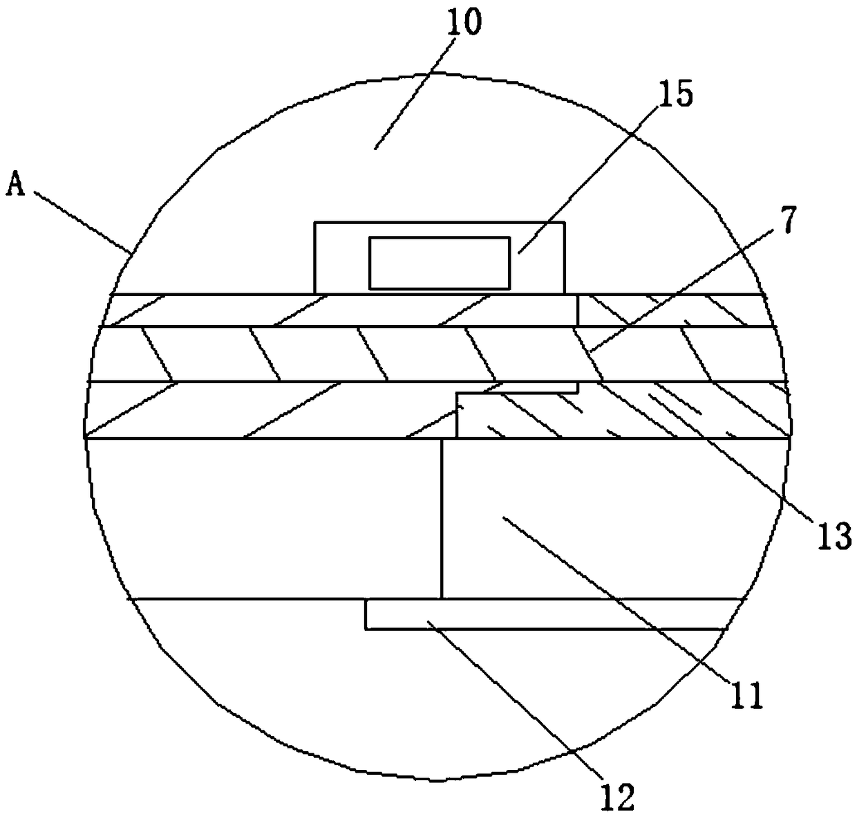 Protection type salvaging device for salvaging corpse in well