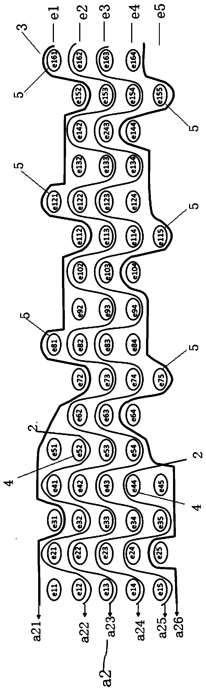 Variable thickness preform, composite component and yarn reduction method of variable thickness preform