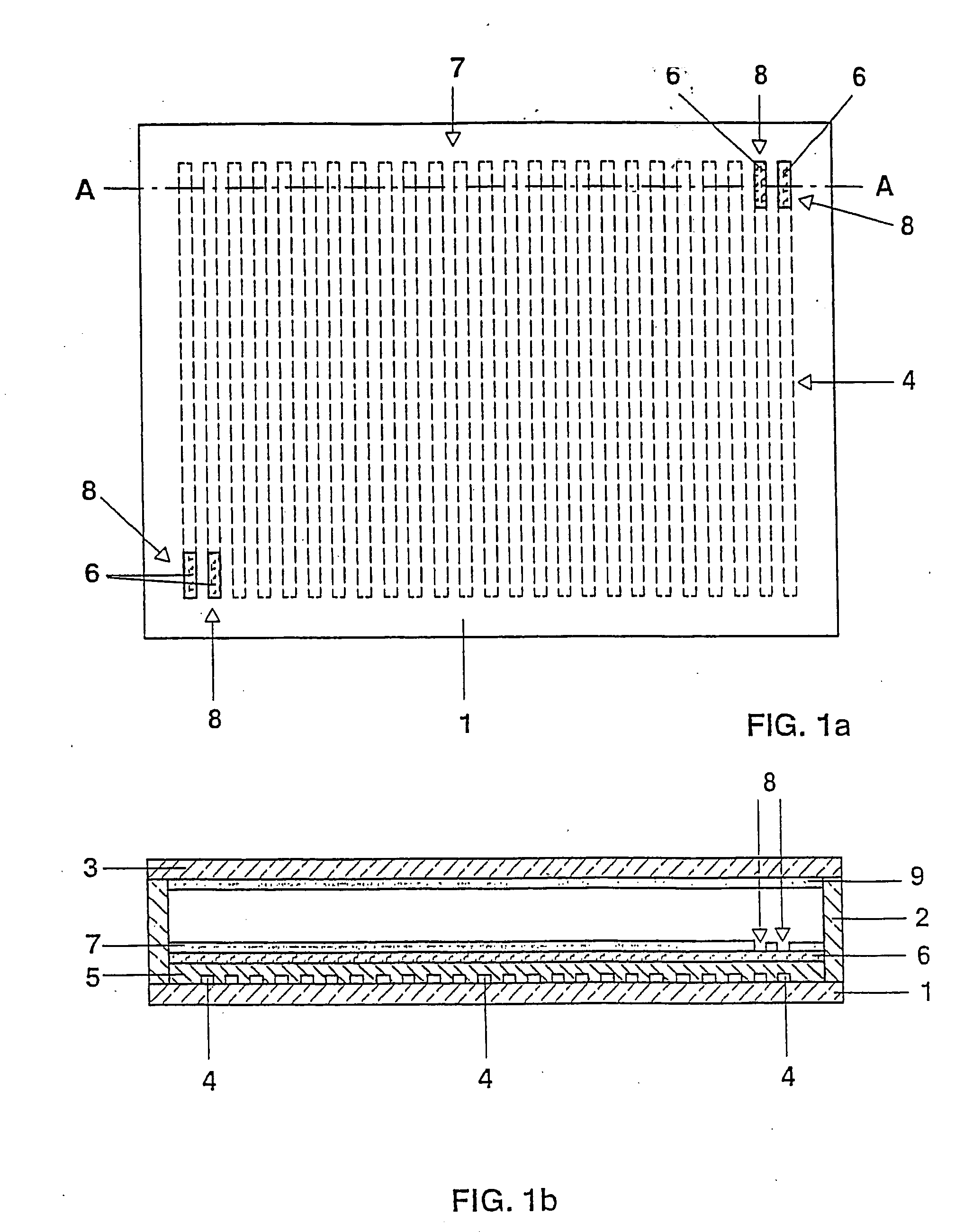 With ignition assisted discharge lamp