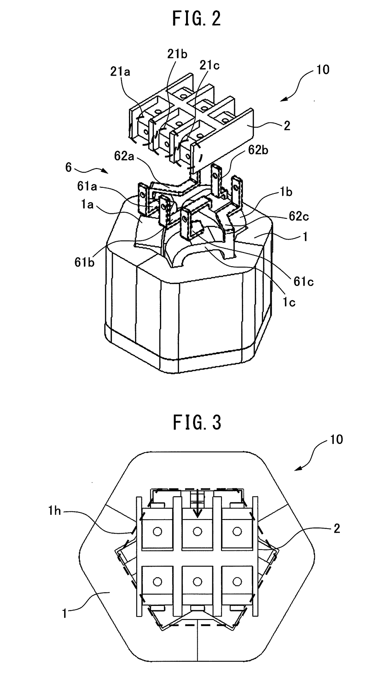 Three-phase ac reactor easily connectable to input and output terminal block and manufacturing method thereof