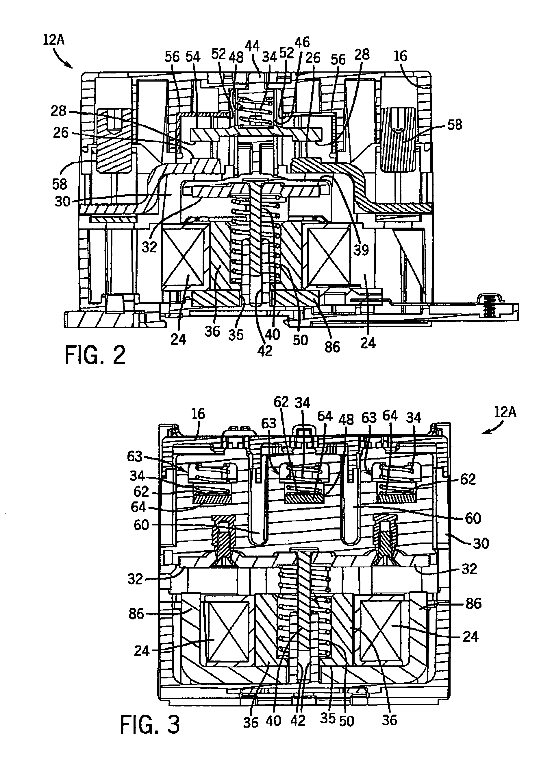 Isolation contactor assembly having independently controllable contactors