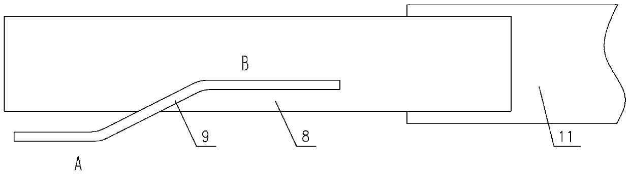 TBM and continuous deslagging device thereof