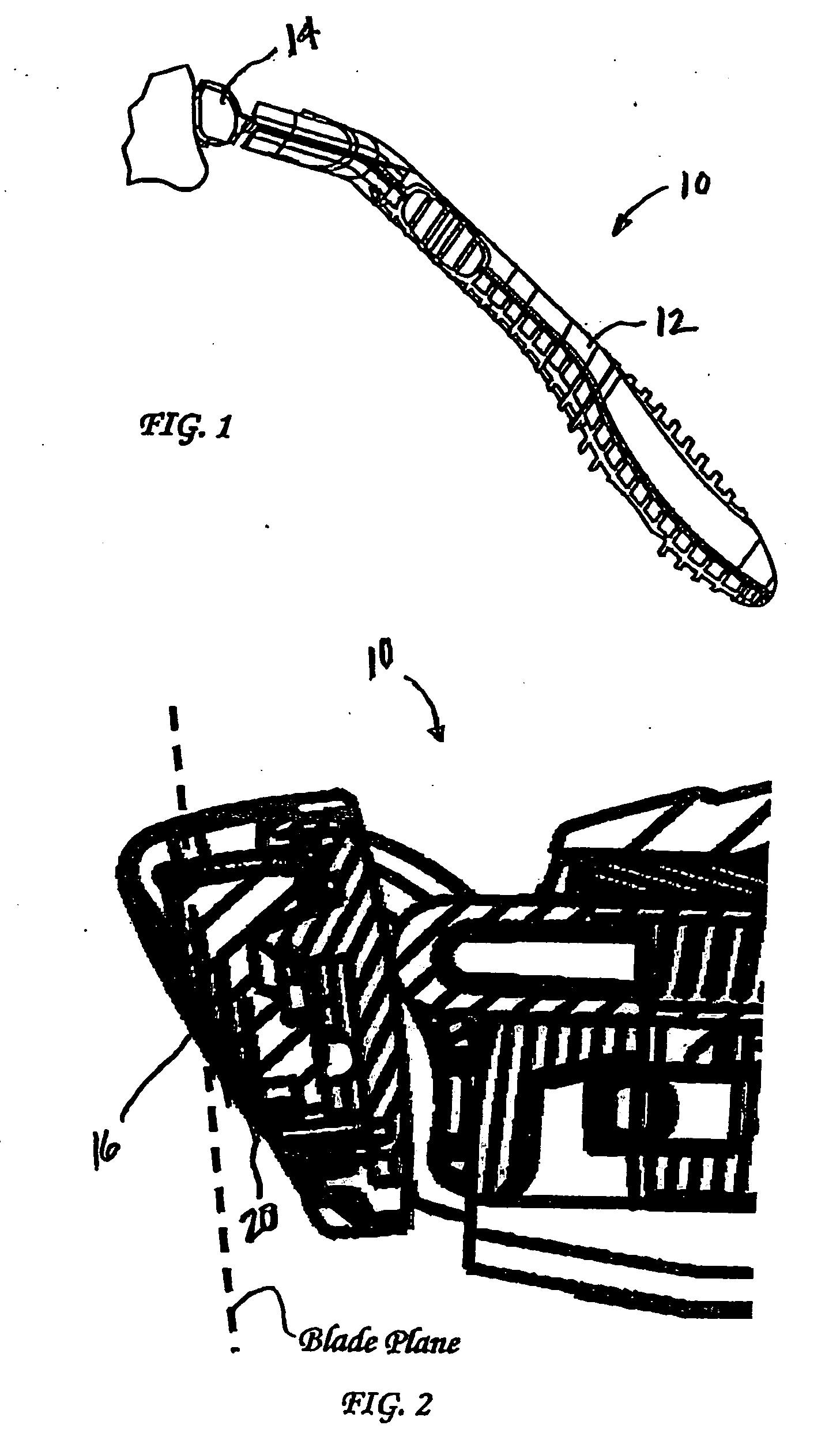 Shaving implement having a moving blade