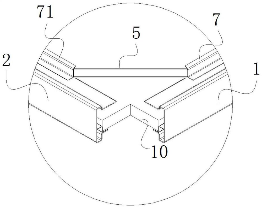 Top assembly framework of multifunctional composite shelter